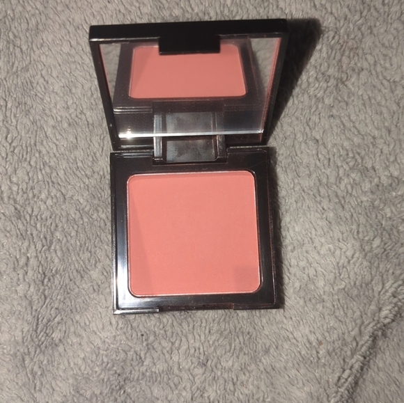 ✨Violet Voss blush - Picture 2 of 3